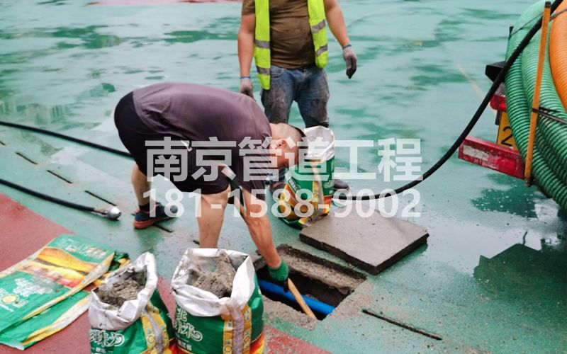 218晓庄村管道清淤